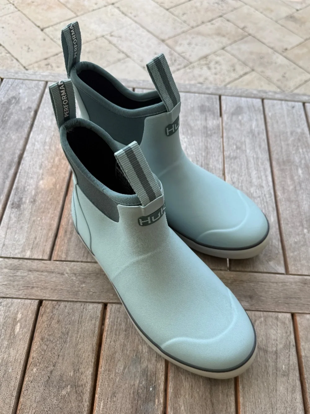 Huk brand new
